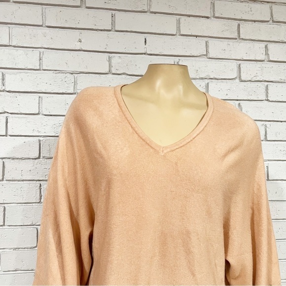 Soho New York & Co. Jeans Women’s Lightweight Sweater - Picture 5 of 11